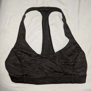Lululemon size medium sports bra